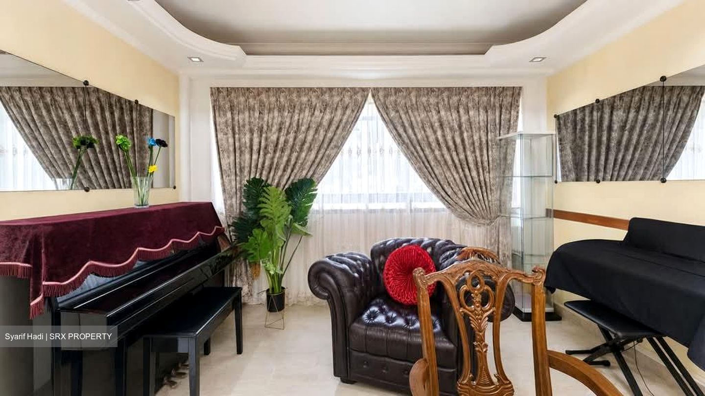 Blk 242 Pasir Ris Street 21 (Pasir Ris), HDB Executive #595616001